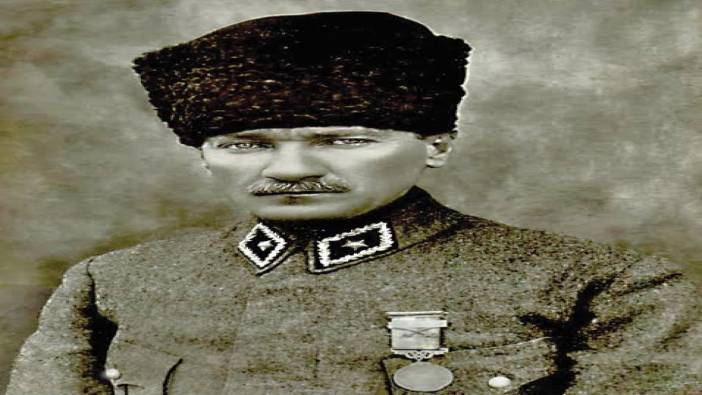 Atatürk'ün adını anmayan Yunan işbirlikçileri hala yas tutuyor. Büyük önder Büyük taarruz nasıl başladı? Yunan hatları nasıl yok edildi?