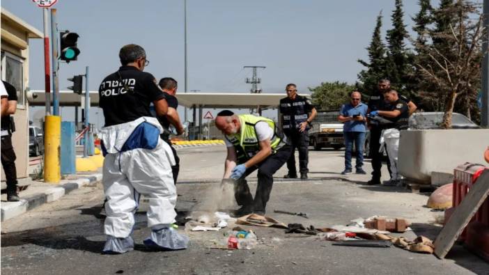 Filistinli kamyon şoförü İsrailli askeri çarparak öldürdü