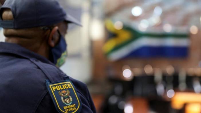 Güney Afrika'da polisle çatışmaya giren 18 soyguncu öldürüldü