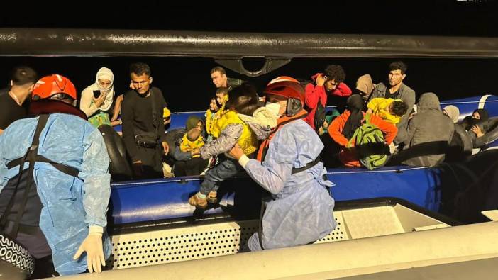İzmir açıklarında 37 düzensiz göçmen yakalandı