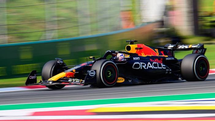 İtalya'da zafer Verstappen'in. F1'de tarihe geçti