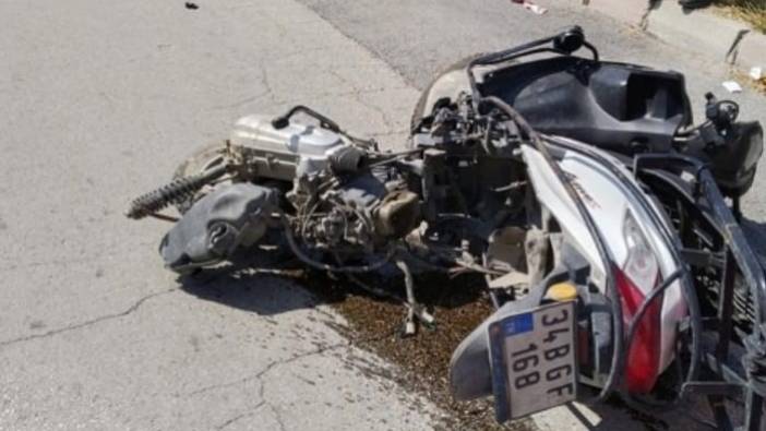 Ticari taksi motosiklet sürücüsüne çarptı: Motosikletli ağır yaralı