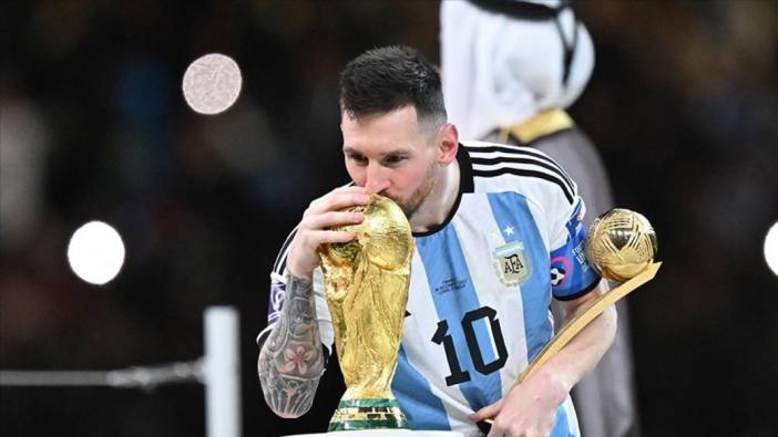 Lionel Messi dünyanın en iyi stoperini açıkladı. Sosyal medya ikiye bölündü