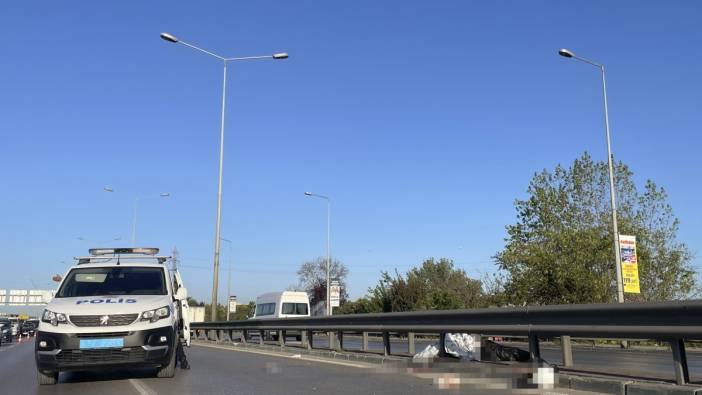 Bursa'da refüje çarpan motosikletin sürücüsü hayatını kaybetti