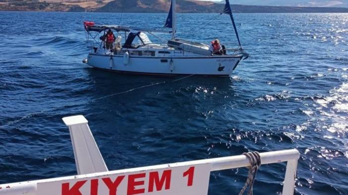 Çanakkale Boğazı’nda sürüklenen 9 metrelik tekne kurtarıldı