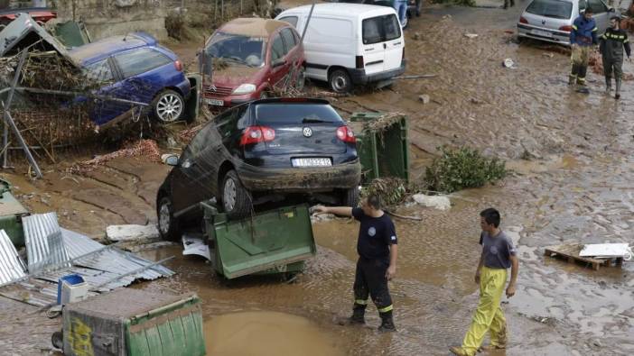 Yunanistan'da selin acı bilançosu ortaya çıktı: 16 ölü