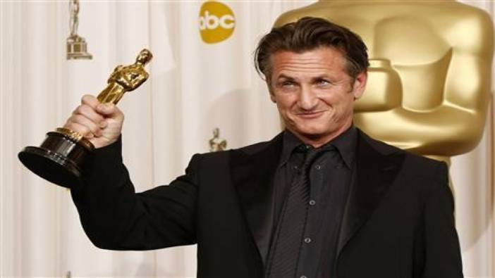 İki Oscar ödüllü Sean Penn: Oscar'ımı Ukrayna'ya vereceğim, kurşun yapmak için eritebilirler
