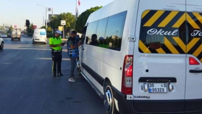 İzmir'de okul servisi denetimlerinde sürücülere ceza yağdı