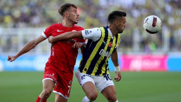 Gol düellosunda kazanan Fenerbahçe. Antalyaspor'u devirdi