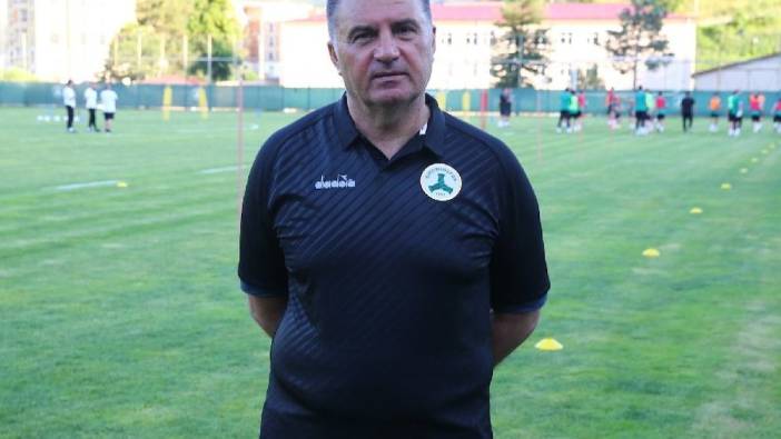 Giresunspor teknik direktörü maçta yere yığıldı. Apar topar hastaneye kaldırıldı