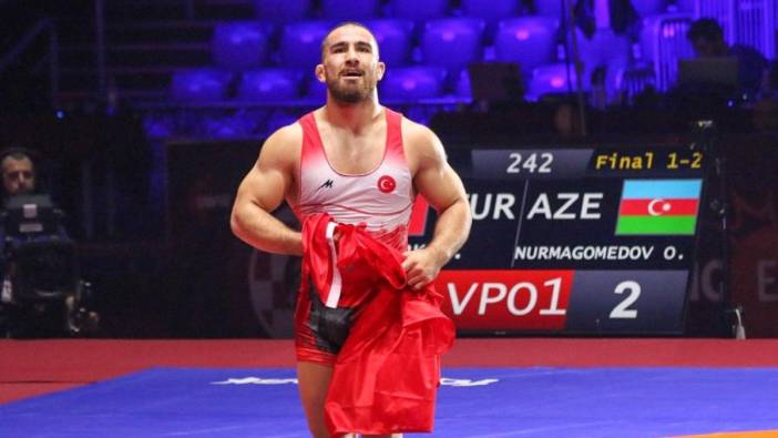 Feyzullah Aktürk'ten dünya şampiyonasında bronz madalya