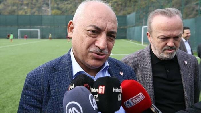 'Türk futbolu için hayırlı olsun' diyerek açıkladı. Milli Takım'ın yeni hocası belli oldu