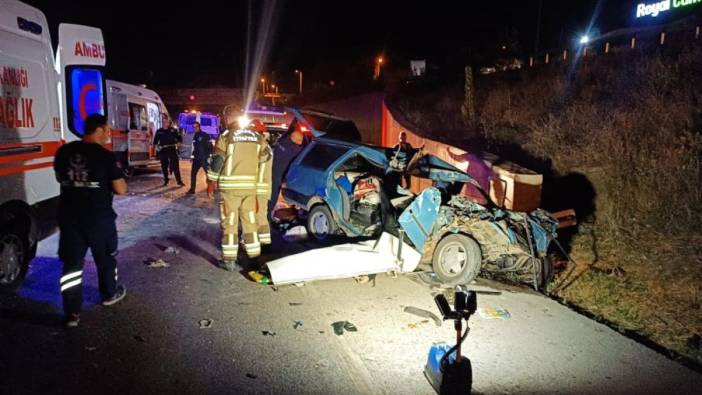 Ankara’da çarpışan iki araç hurdaya döndü: 2 ölü, 6 yaralı