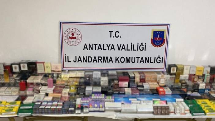 Kepez ve Muratpaşa'da kaçak sigara operasyonu: 3 kişi gözaltına alındı