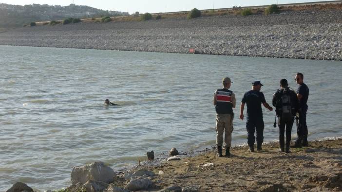 Hatay'da baraj gölünde 2 çocuk kayboldu