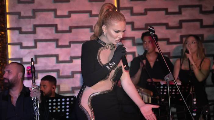 Pınar Eliçe yılanlı kostümüyle meydan okudu