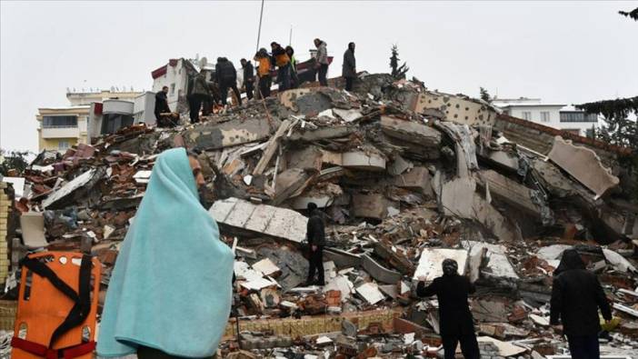 Depremde 25 kişiye mezar olan Zaman Apartmanı ile ilgili çok çarpıcı iddia! Bu kader mi şimdi
