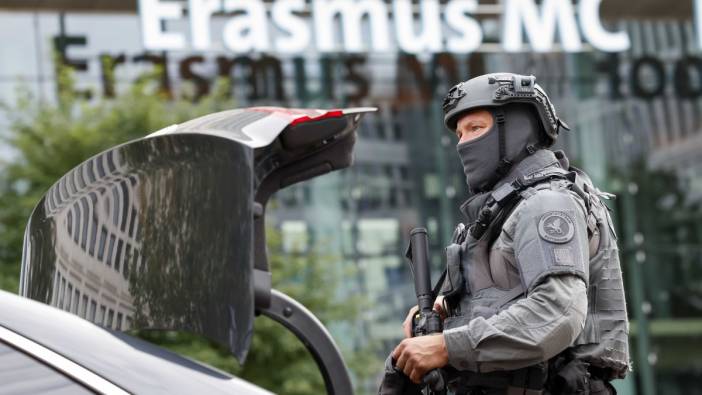 Hollanda’da hastaneye düzenlenen silah saldırıda 2 kişi öldü
