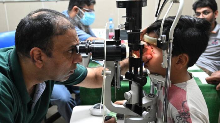 Pakistan'da ‘kırmızı göz’ salgını: Vaka sayısı 86 bini geçti