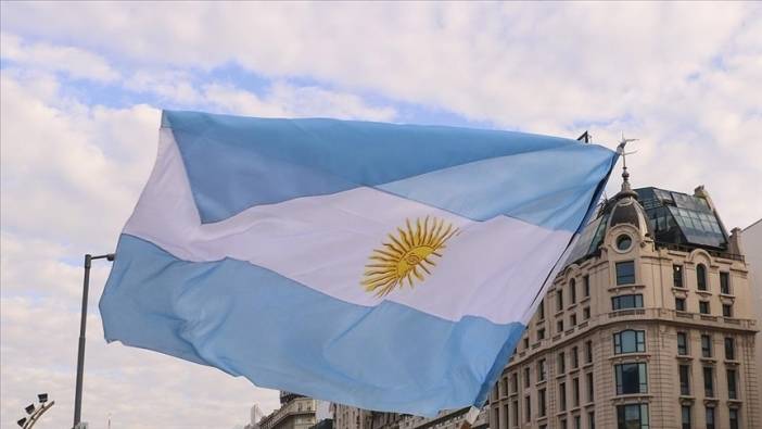 Arjantin'de asgari ücrete zam