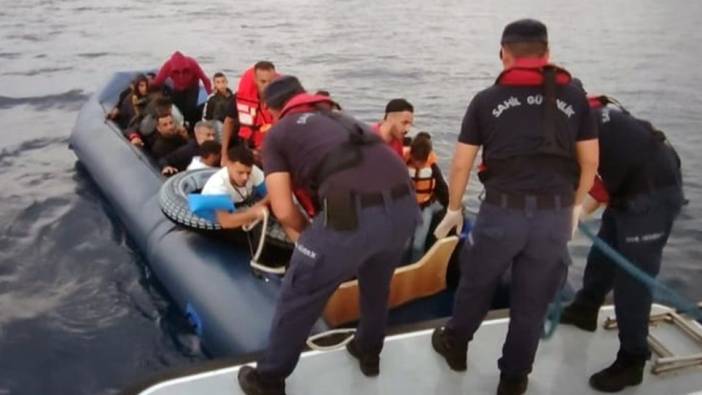 Muğla'da 24 kaçak göçmen kurtarıldı