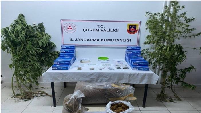 Çorum'da Jandarma'dan uyuşturucu operasyonu: 4 gözaltı