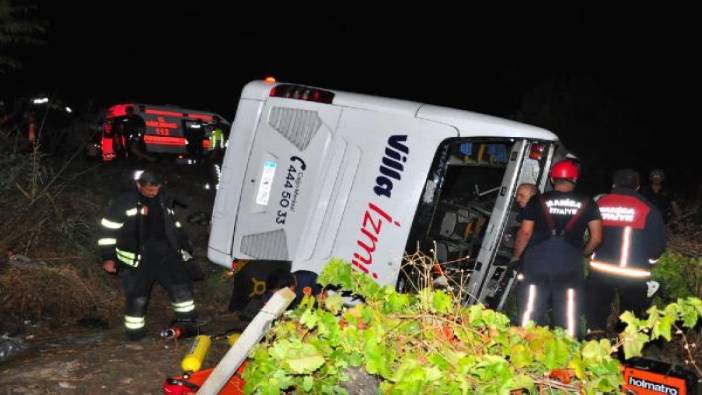 Manisa'da yolcu otobüsü üzüm bağına uçtu: Çok sayıda yaralı var