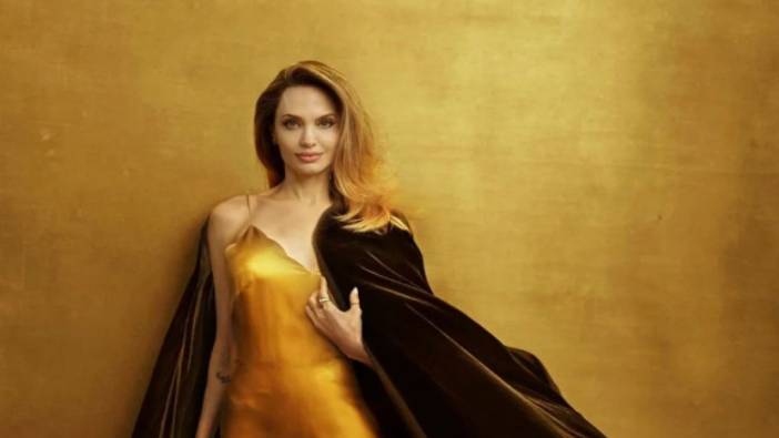 Angelina Jolie kendi moda markası için kapak yıldızı oldu