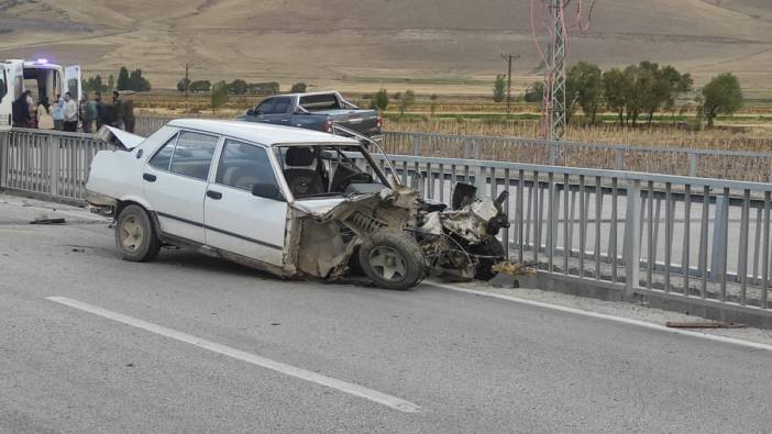 Erzurum'da feci kaza. Aracın camından fırlayıp köprüden düştü