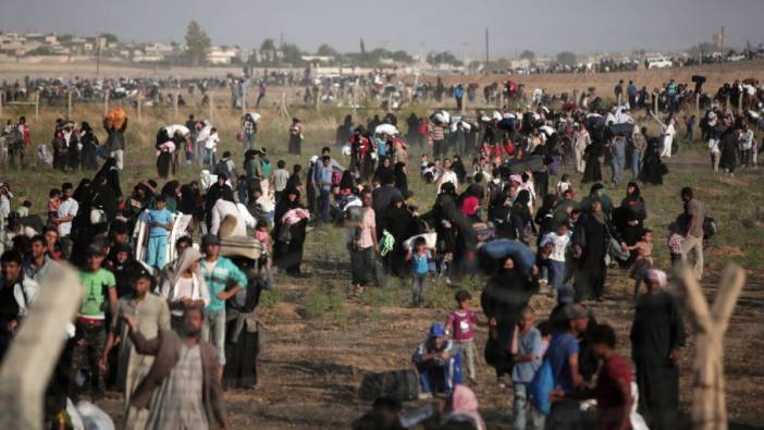 Göç İdaresi Başkanı açıkladı: Türkiye'de 4 milyoncuk sığınmacı bulunuyormuş!