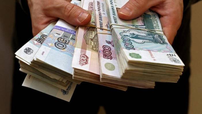 Rusya'da bütçe dev savaş açığı verdi