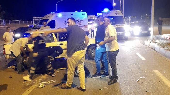 Kırıkkale'de iki otomobiller çarpıştı: 1 ölü 2 yaralı
