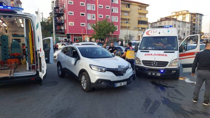 Zonguldak'ta iki otomobil çarpıştı: 4 yaralı