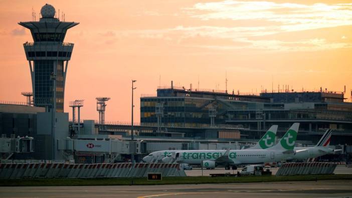 Fransa'da havalimanı grevi: Türkiye'den uçacaklar dikkat
