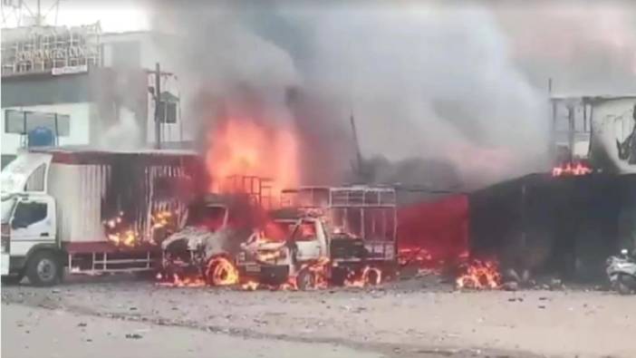 Hindistan'da maytap fabrikasında patlama: 11 ölü