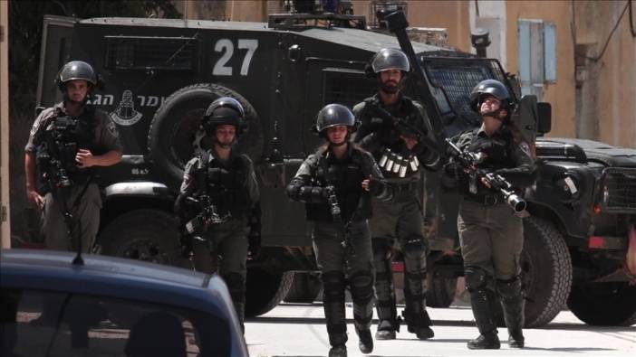 İsrailli 2 polis 'dost ateşi' sonucu yaralandı