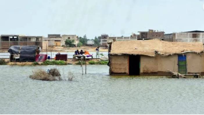 Nijerya'yı sel vurdu: 33 ölü