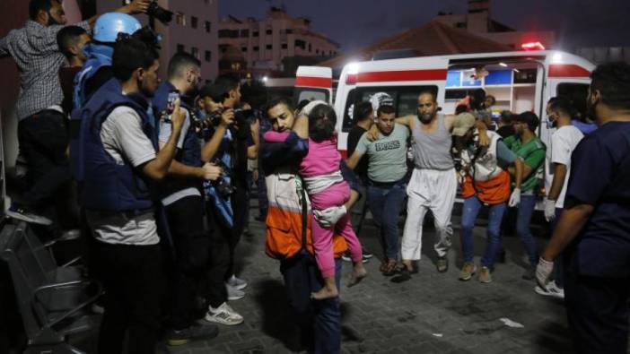 İsrail, bir hastaneyi daha vuracağını açıkladı: Tahliyesi için 2 saat süre verildi