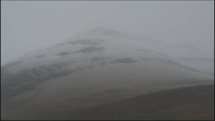 Kayseri, Niğde ve Adana'ya yılın ilk karı düştü. Dağ beyaza büründü