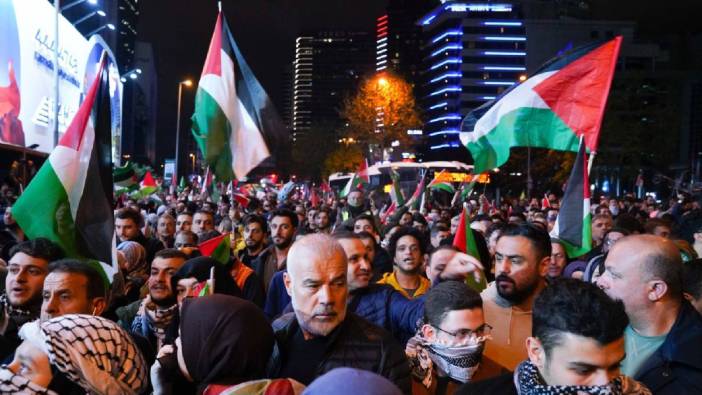 Gazze'deki hastane katliamı İstanbul'u ayağa kaldırdı: Yüzlerce kişi İsrail Başkonsolosluğu önünde toplandı, polis biber gazı kullandı