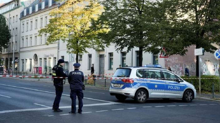 Berlin'de sinagoga saldırı