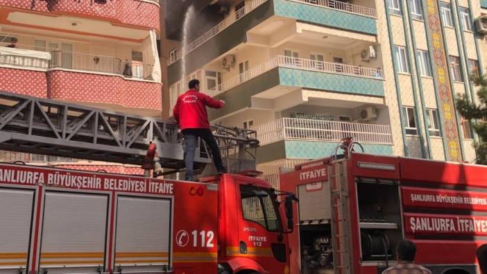 Şanlıurfa'da yangın: 3 kişi dumandan etkilendi