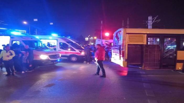 Bursa'da iki halk otobüsü çarpıştı