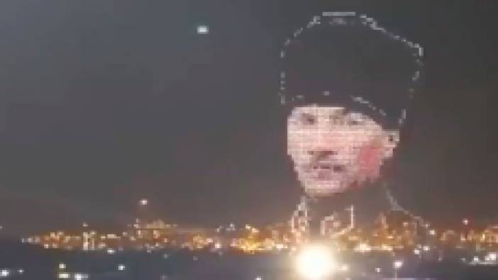 Binlerce drone ile Atatürk portresi