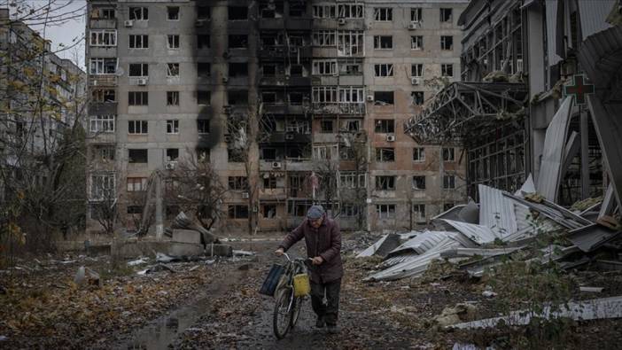 Savaş başlangıcından bu yana Ukrayna'da 9 bin 900 sivil öldürüldü