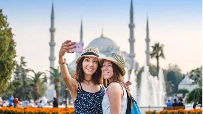 İstanbul'a yılın ilk 9 ayında 13,1 milyon yabancı ziyaretçi geldi