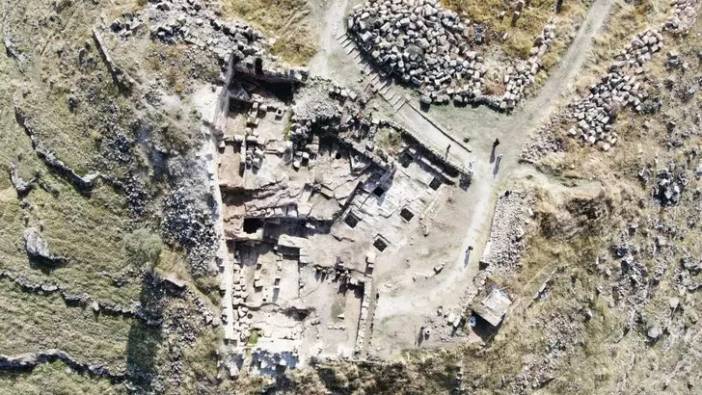 Zerzevan Kalesi'nde heyecanlandıran keşif: Bin 900 yıllık tapınak bulundu