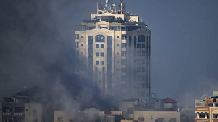 Filistin: İsrail son 3 günde 8 hastaneyi bombaladı