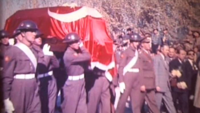 Atatürk'ün naaşının Anıtkabir'e naklinin renkli görüntüleri ortaya çıktı