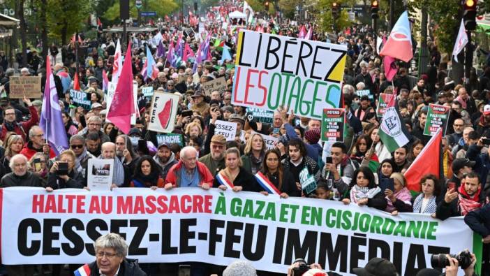 Paris'te binlerce kişi ‘Gazze'de ateşkes’ için yürüdü